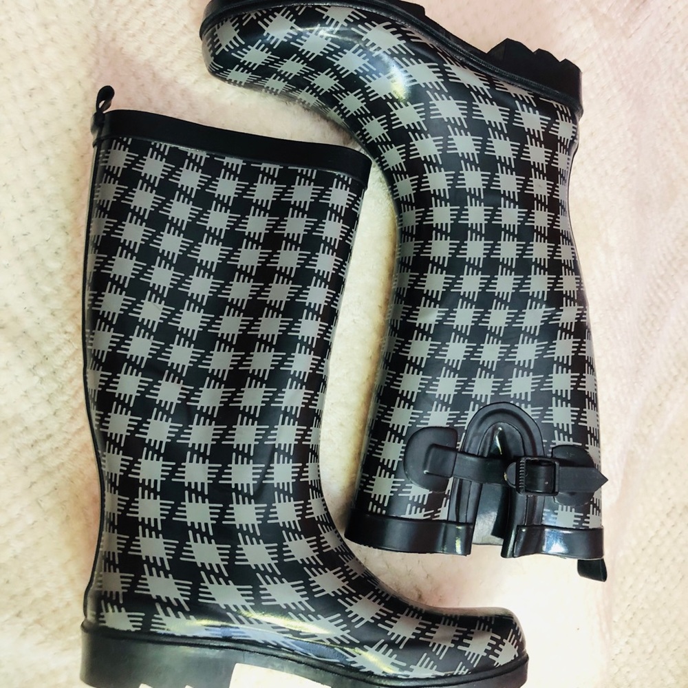 Capelli Rain Boots Size 8